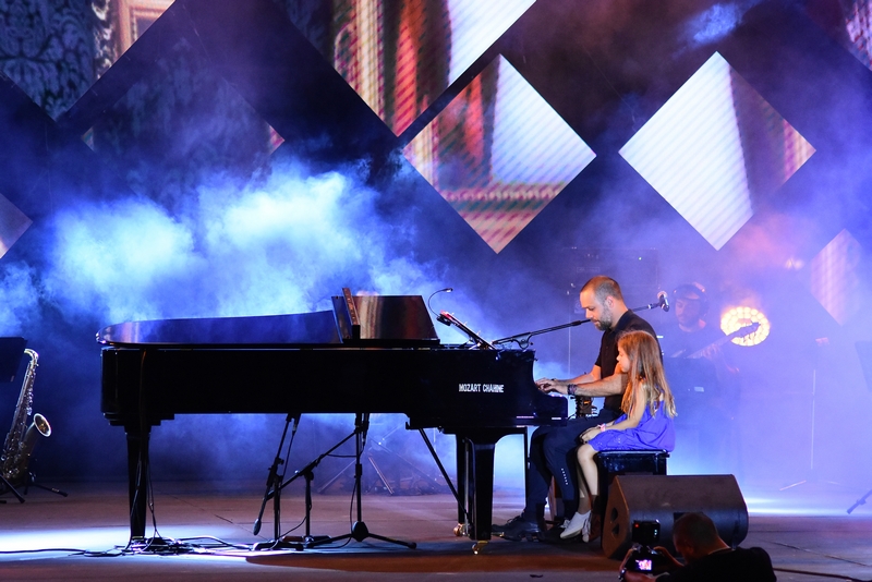 Michel Fadel Meets the GIPSY KINGS 